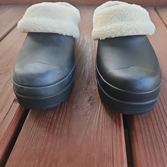 NWOB Hunter Play Sherpa Insulated Clog Wmns 9 M - Picture 3 of 7